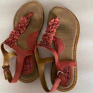 Boc sandals